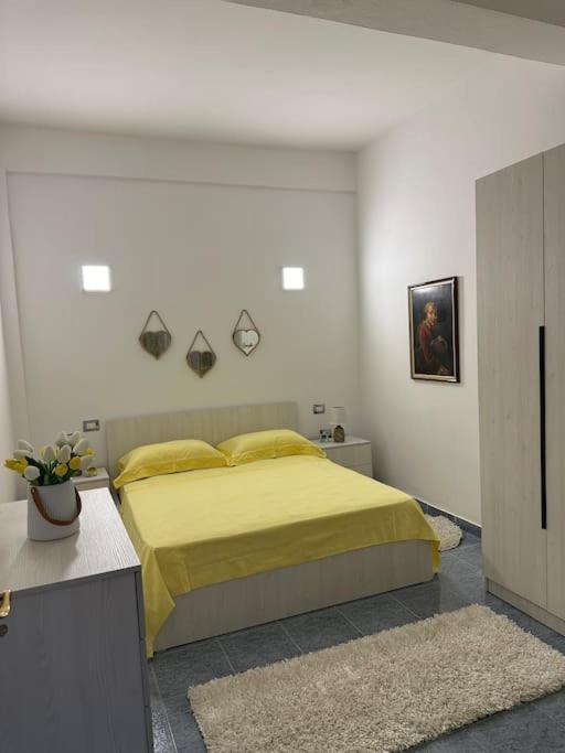 Apartment Near The Centre Of 티라나 외부 사진