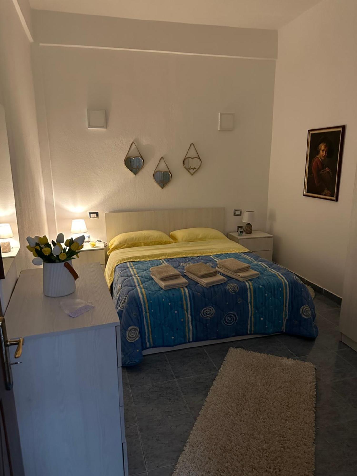 Apartment Near The Centre Of 티라나 외부 사진